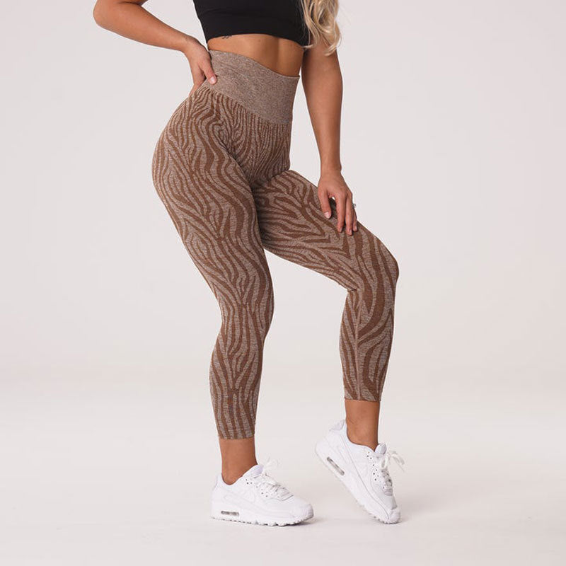 Hzori Snowflake Zebra Pattern Cropped Pants Leopard Jacquard Seamless Animal Pattern Yoga Trousers