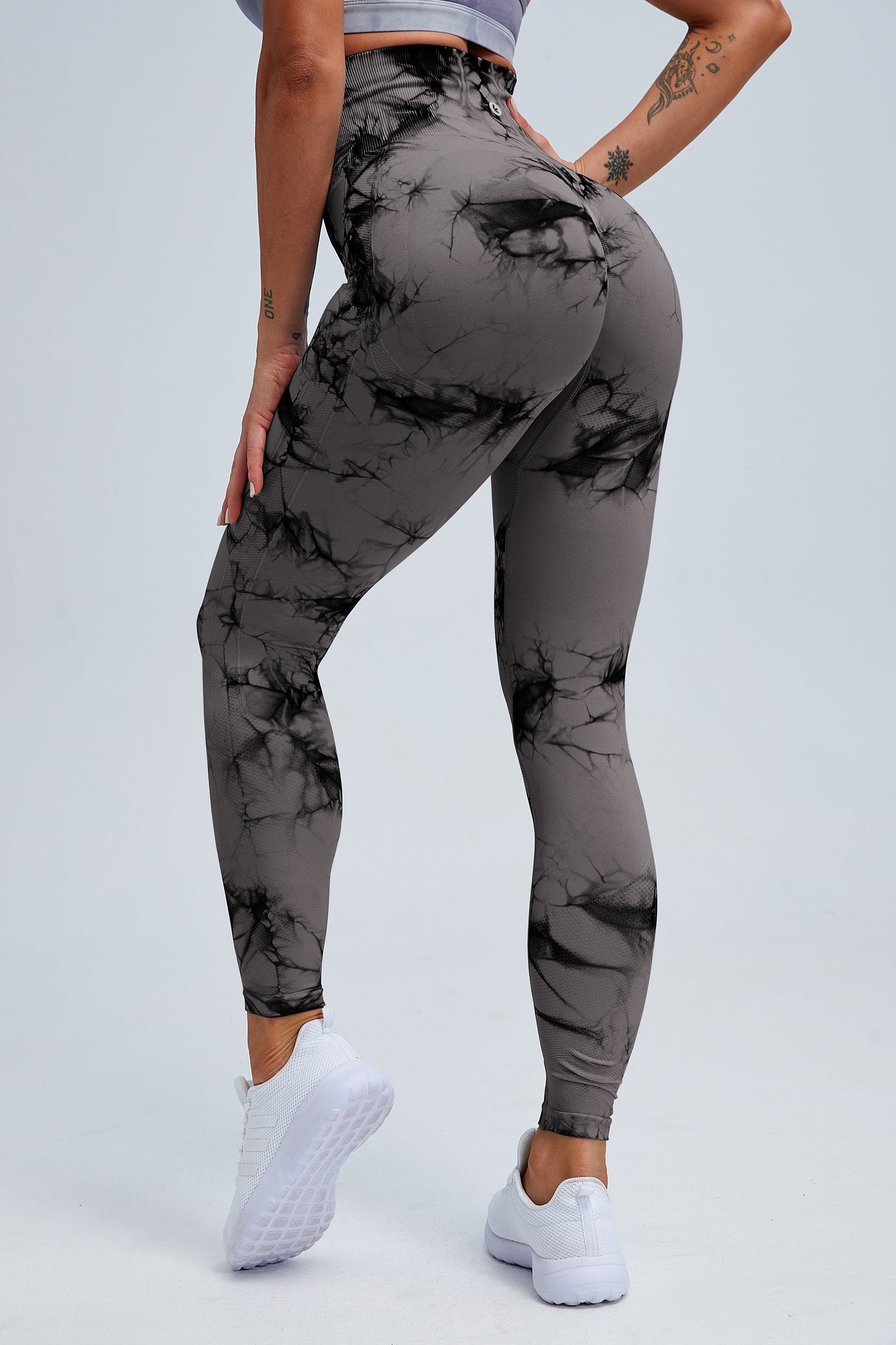 HZORI® | Butt Lifting Watery Dye Scrunch Legging