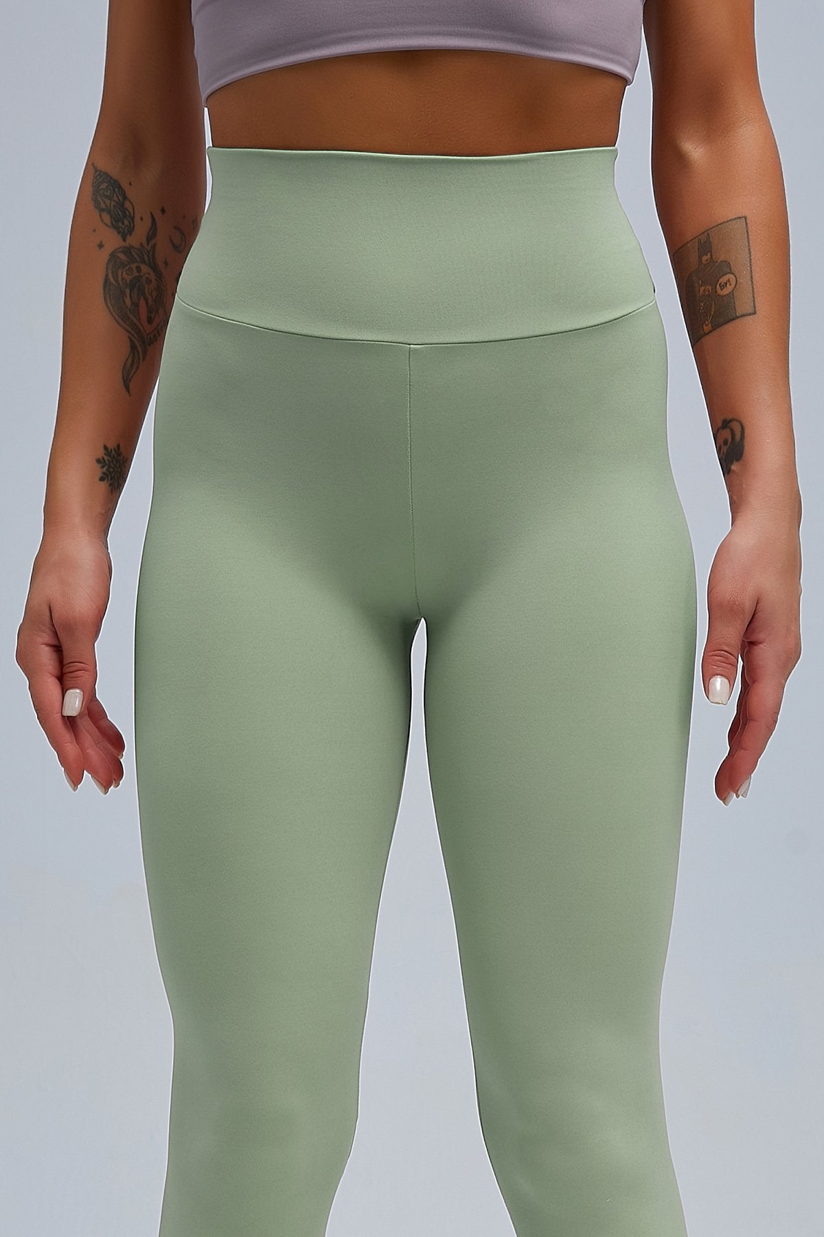 HZORI® | Booty Lifting Buttery Scrunch Legging